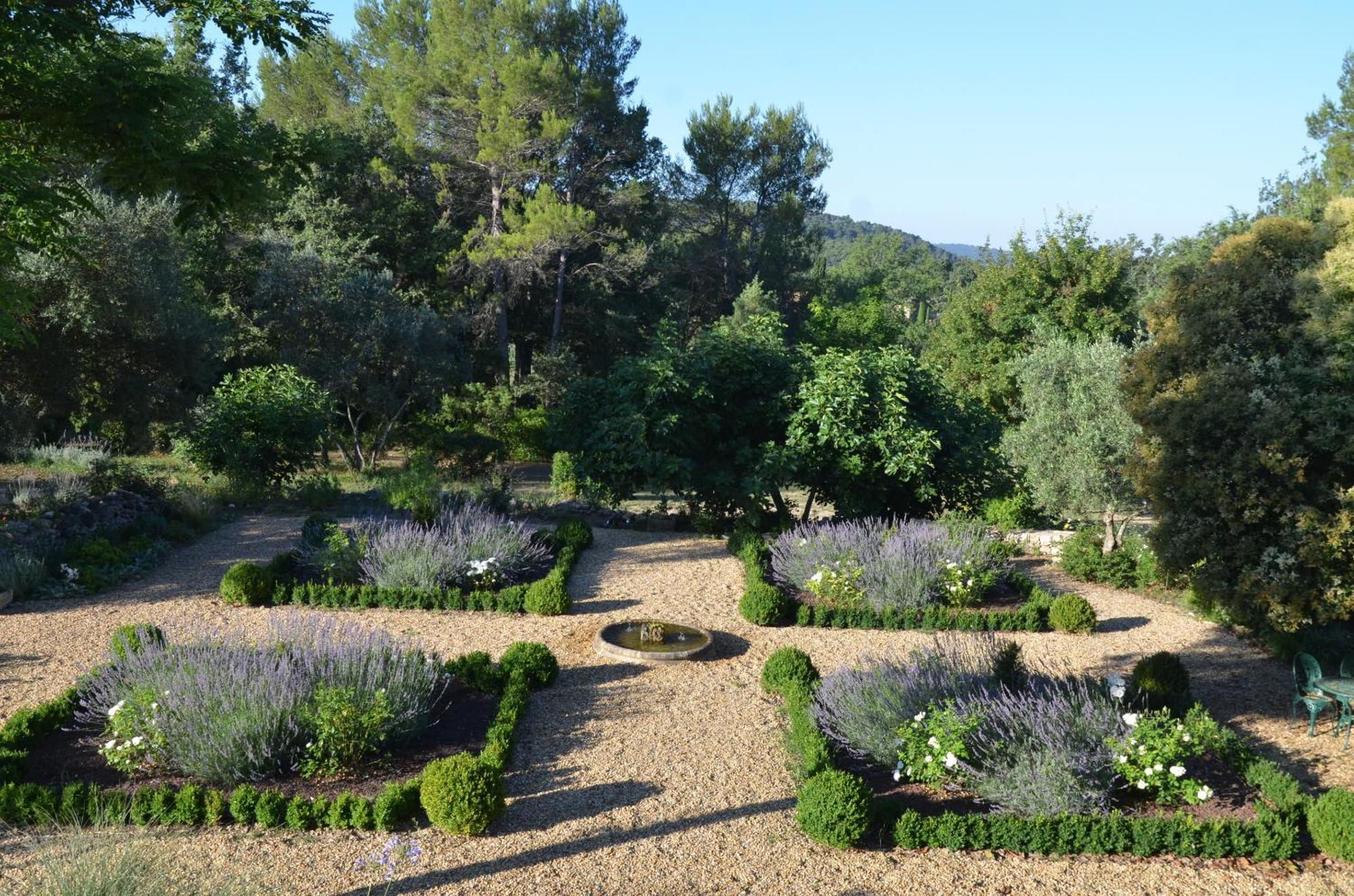 Отель La Bastide Des Enqueses Лорг Экстерьер фото